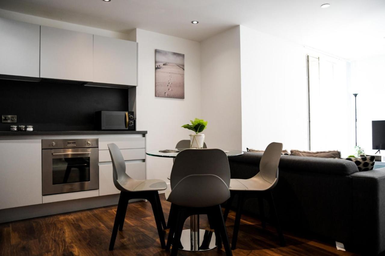 Onpoint Apartments - Spacious 2 Bedroom Apt - City Centre With Balcony Manchester Eksteriør bilde