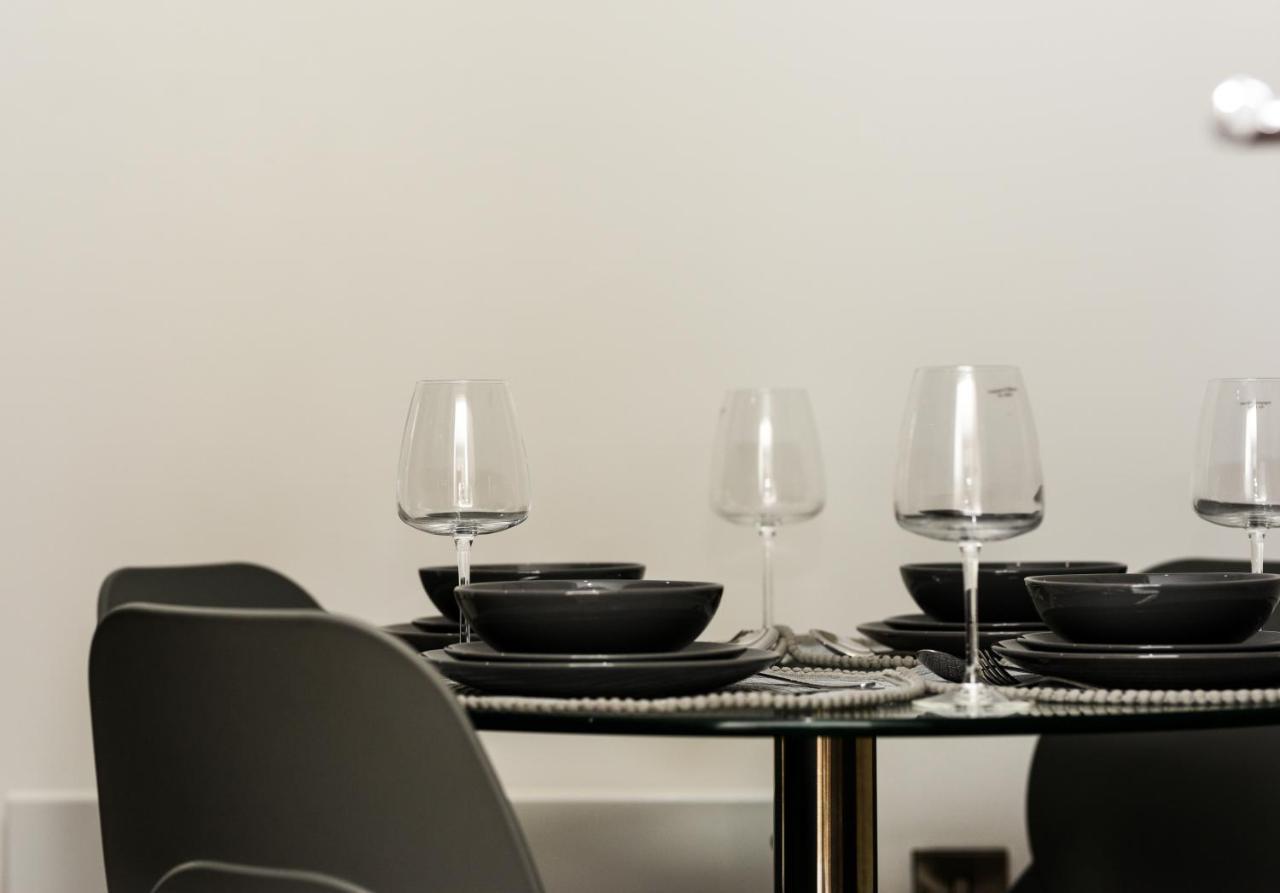 Onpoint Apartments - Spacious 2 Bedroom Apt - City Centre With Balcony Manchester Eksteriør bilde