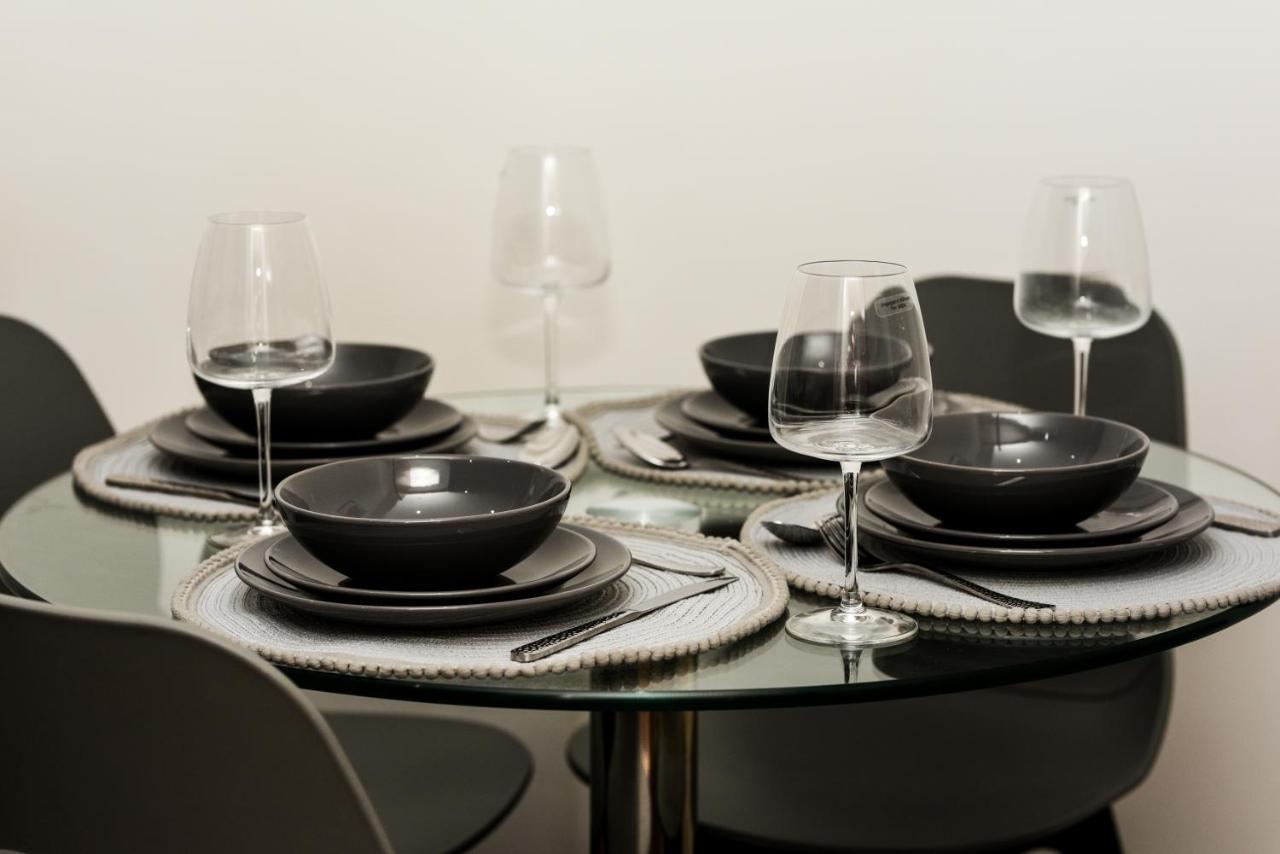Onpoint Apartments - Spacious 2 Bedroom Apt - City Centre With Balcony Manchester Eksteriør bilde